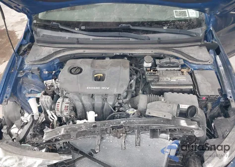 2017 Hyundai Elantra Se z USA, uszkodzony, nr VIN 5NPD84LFXHH135664